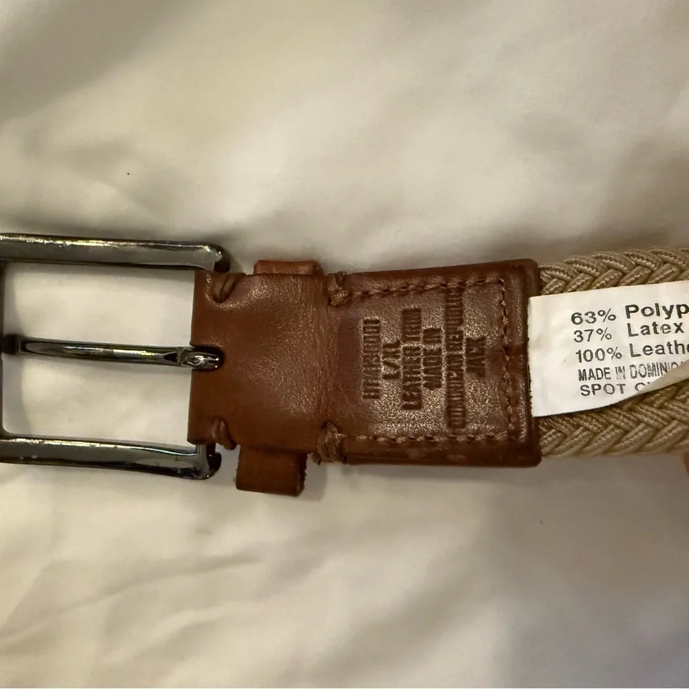 EUC Tommy Bahama Tan Stretch Webbed Belt L/XL Sized